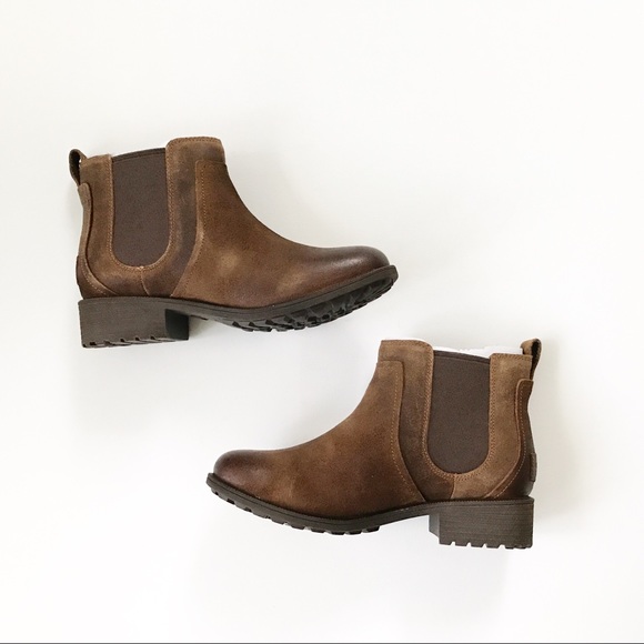 UGG Australia Bonham II Waterproof Chelsea Bootie - Picture 2 of 8